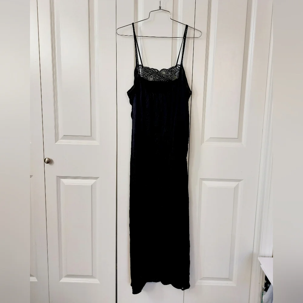 Vintage Black Nightgown Wrap Style Large‎ Flair Lace Bust Maternity Photos Dress